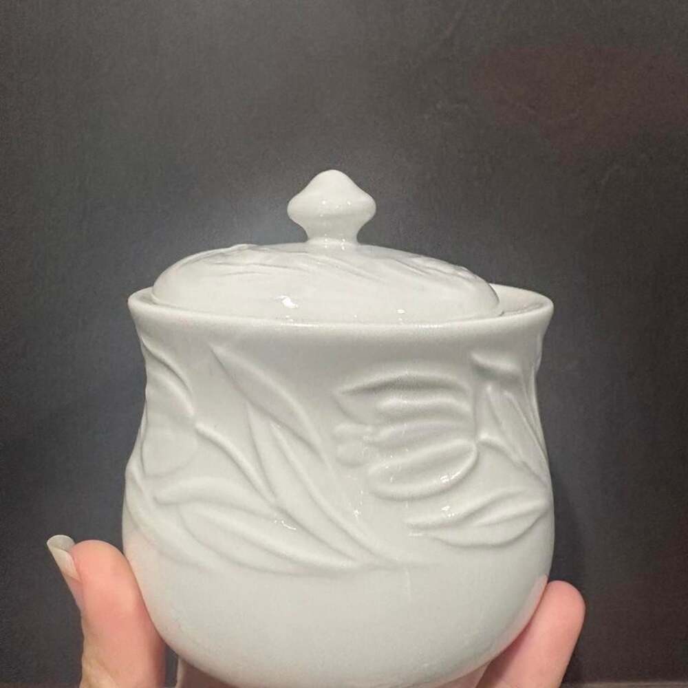 Vintage Signature Stoneware White Sugar Bowl with Lid and Creamer small pitcher